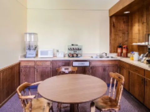 The Belgium Inn & Suites Hotels in Ozaukee County