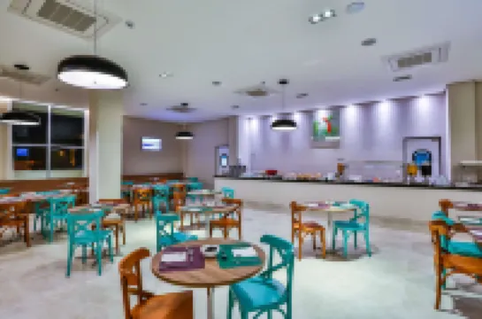 Summit Suítes Hotel Pindamonhangaba