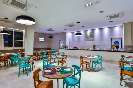 Summit Suítes Hotel Pindamonhangaba