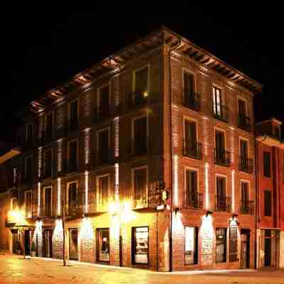 Hotel Spa QH Centro León Hotel Exterior