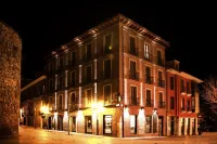 Hotel Spa QH Centro León Отели в г. Леон