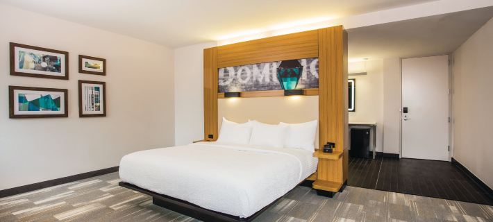 La Quinta Inn & Suites by Wyndham Winchester Hotels in Frederick County
