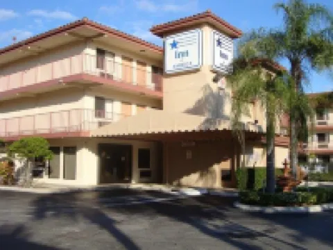 อินน์ออฟอเมริกา - ปาล์มบีชการ์เด้นส์