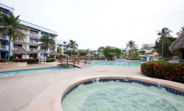 Playa Blanca Beach Resort - All Inclusive