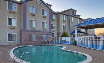 FairBridge Inn & Suites Cleburne