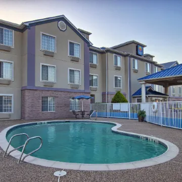 FairBridge Inn & Suites Cleburne