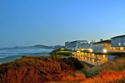 Shilo Inn Suites Newport Hotels in der Nähe von Burrows House