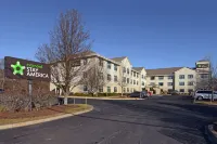 Extended Stay America - Providence - West Warwick فنادق في West Greenwich