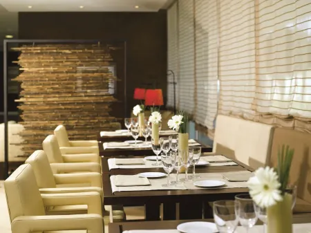 Sercotel Sant Boi Отели рядом с достопримечательностью «Корнелья-Эль Прат»