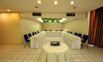 Oft Tamandare Plaza Hotel - Housity