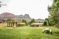 Montclair at Zion Hotels in Apple Valley