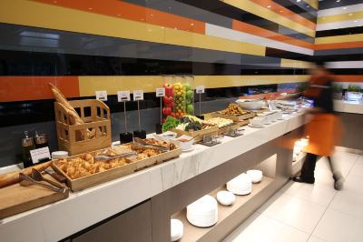 レストラン イビス スタイルズ アンバサダー ソウル カンナムの写真