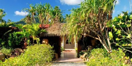 The Rarotongan Beach Resort & Lagoonarium