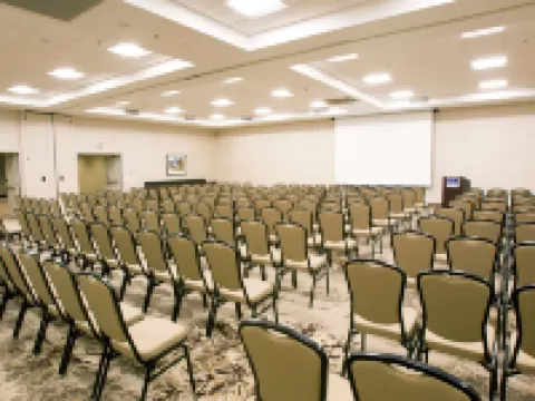 แฮมป์ตัน อินน์แอนด์สวีทส์ บอยซี/นัมปา แอท เดอะไอดาโฮเซ็นเตอร์ โรงแรมในแนมปา