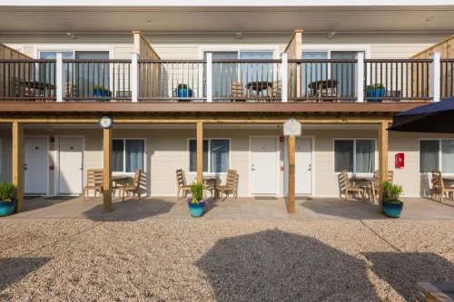 Aqualina Inn Montauk - Motels