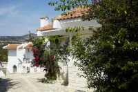 Panorama Botsaris Apartments - 3つ星