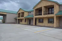 CB&M 行政套房酒店 鄰近Dollar Tree的酒店