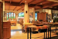 Hotel Malalhue Các khách sạn ở 