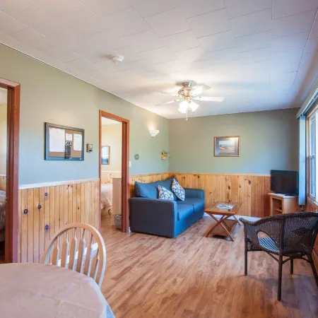 Cavendish Lodge & Cottages