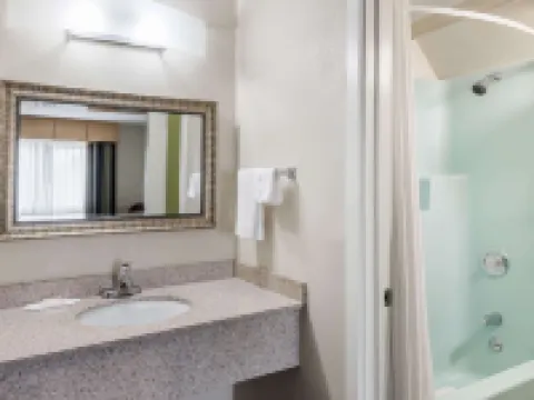 Super 8 by Wyndham Bangor バンガーのホテル