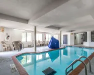 The Douillet by Demeure Hotels - 2-Star