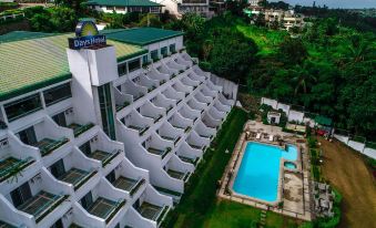 Days Hotel Tagaytay