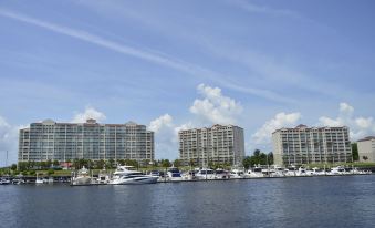 Barefoot Resort Golf & Yacht Club Villas