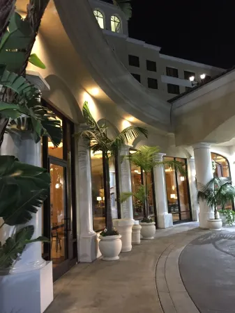 DoubleTree Suites by Hilton Anaheim Resort/Convention Center