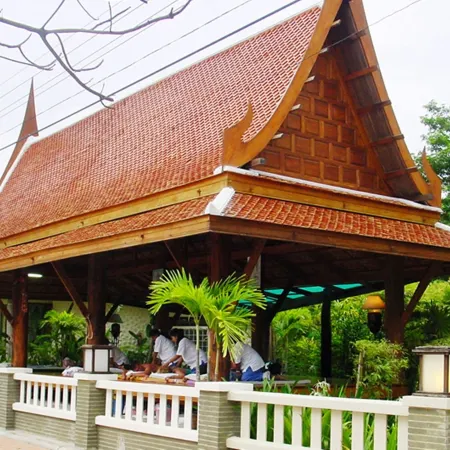 Golden Beach Resort