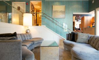 Hotel Veritas