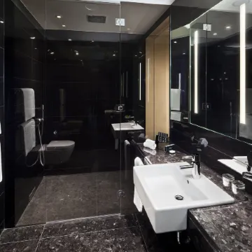 Melia Vienna Отели рядом с достопримечательностью «Башня Данубе»