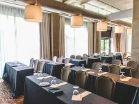 Proximity Hotel Hotels near Fainting Goat Spirits