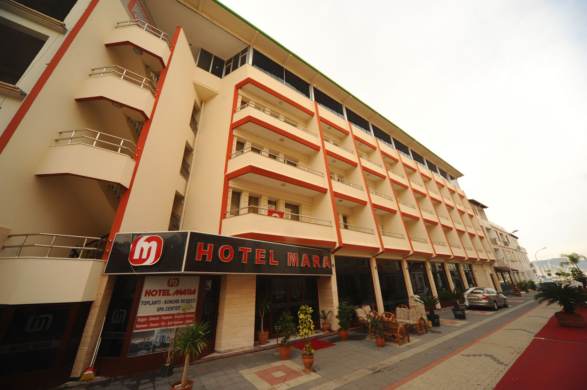 Mara Palace Hotel