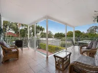 Ainslie Manor Bed and Breakfast Hotels in Redcliffe
