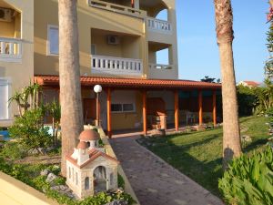 Thalassa Apartments