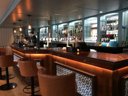 Hotel Wroxham Отели в г. Роксхем