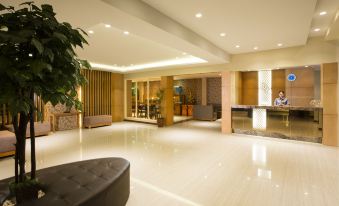 Aveon Express Hotel Yogyakarta by Daphna International