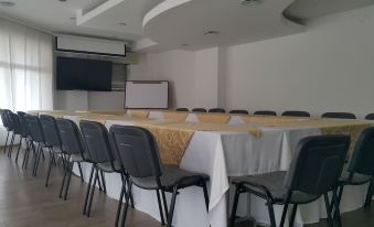 Hotel Bolivar Plaza - Housity