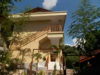 Komodo Lodge