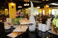 Suvarnabhumi Ville Airport Hotel - breakfast