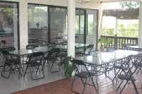 Shalini Garden Hotel & Apartments Hotels in Olosara