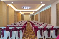 Greens Hotel & Suites