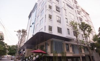 Poonsa Duy Tan Hotel and Serviced Apartment