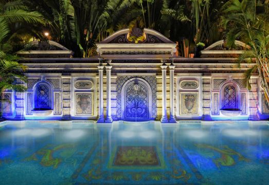 더 빌라 카사 카주아리나의 고급스러운 인테리어