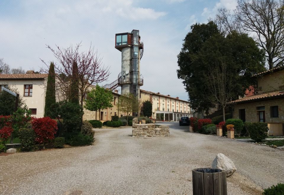 hotel overview picture