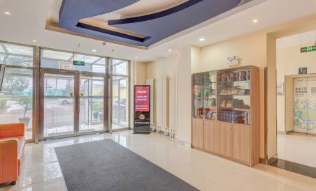 7 days hotel (Xilong market store of Harbin Convention and Exhibition Center) - Housity