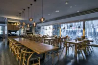 Carlton Hotel - breakfast