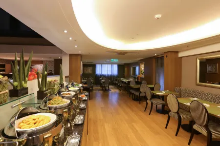 Taipei Fullerton Hotel South Отели рядом с достопримечательностью «Тайбэйский зоопарк»