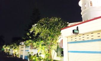 Yifeng Business Motel