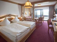 Victor's Seehotel Weingärtner Bostalsee Hotels in Neubrucke